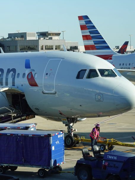 Why Were American Airlines Flights Grounded on Christmas Eve?