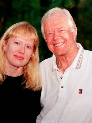 Amy Carter Today: Photos of Jimmy Carter's Daughter Then & Now